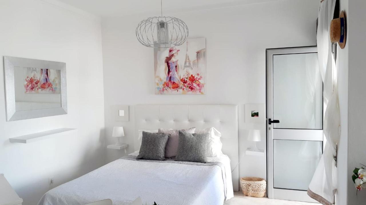 Apartamento Edificio Vaumar Piscina Com Ar Condicionado *